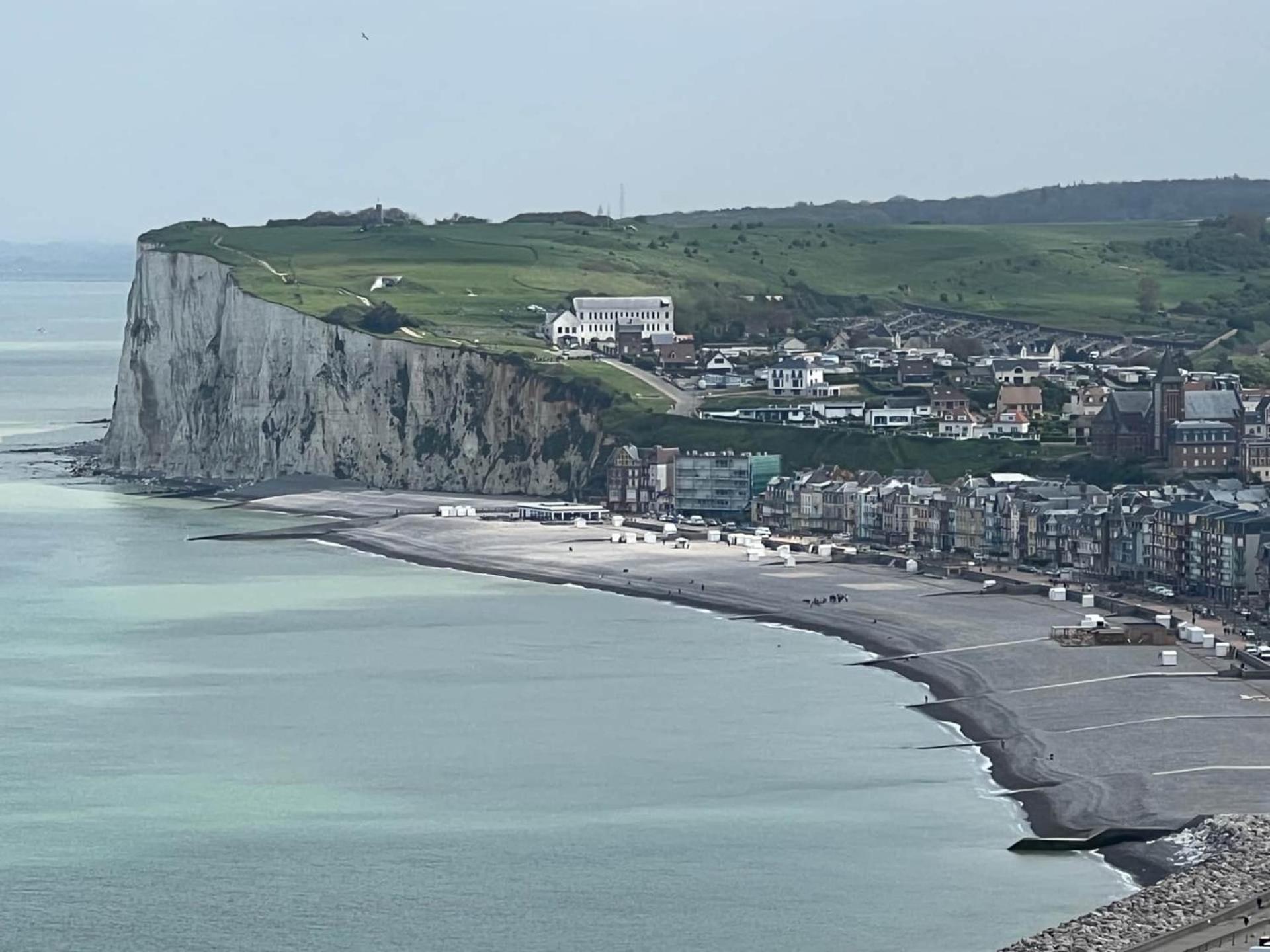 Appartement La Vue Mers Avec Vue Panoramique Et Balcon, 100 M Plage, Velos Fournis Location Capriciosa, Petit Dejeuner En Option Esterno foto